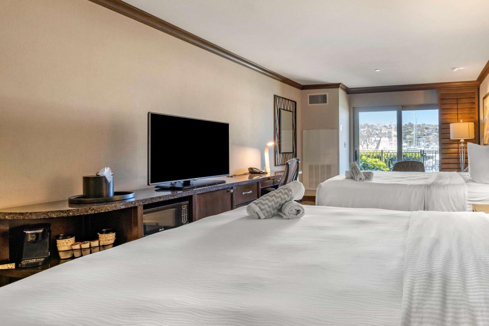 Best Western PLUS Island Palms Hotel & Marina — photo 4