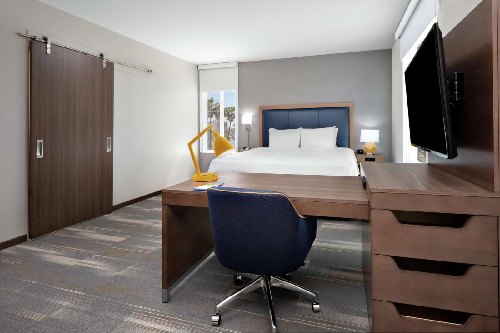 Hampton Inn & Suites San Diego Airport Liberty Station — photo 5