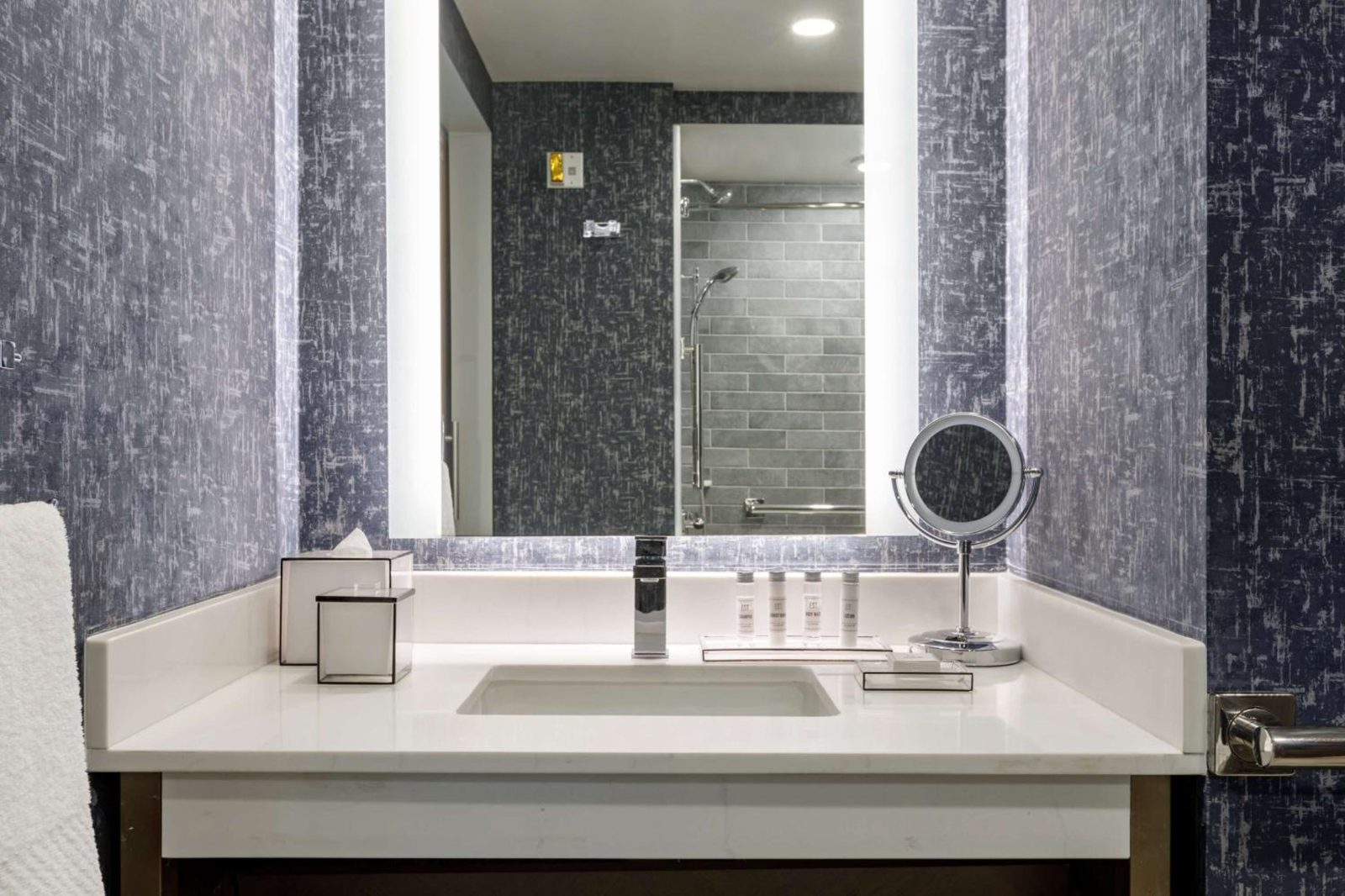 Carte Hotel San Diego Downtown, Curio Collection By Hilton — photo 4